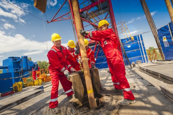 бурильщик нефтяных и газовых скважин что за профессия. Смотреть фото бурильщик нефтяных и газовых скважин что за профессия. Смотреть картинку бурильщик нефтяных и газовых скважин что за профессия. Картинка про бурильщик нефтяных и газовых скважин что за профессия. Фото бурильщик нефтяных и газовых скважин что за профессия