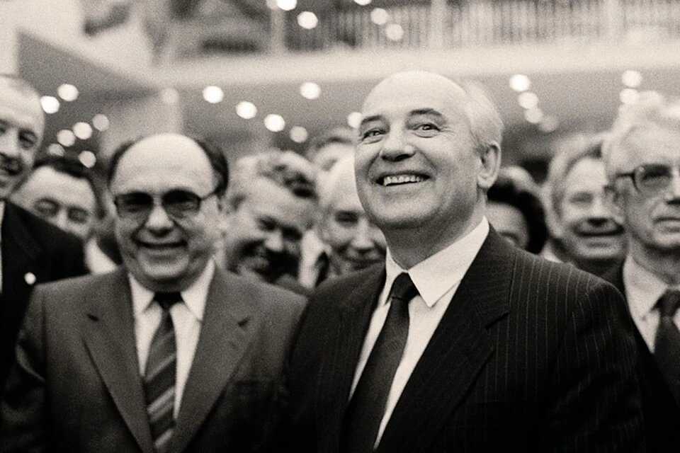 Кто развалил СССР: Горбачев и Яковлев